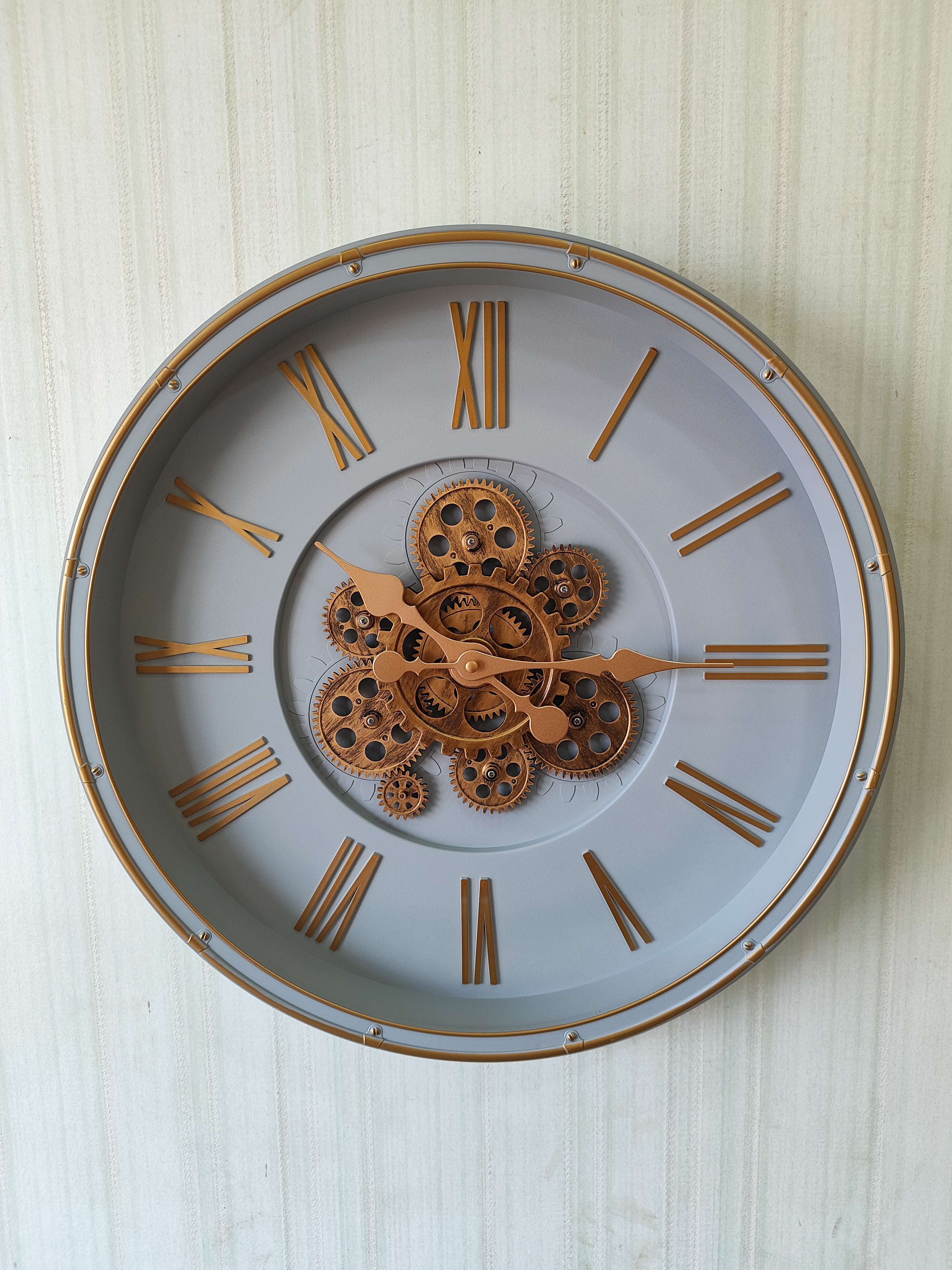 FunkyDecors Retro Style Moving Gear Wall Clock Chronograph Working Wall Watch 52 CM Tall