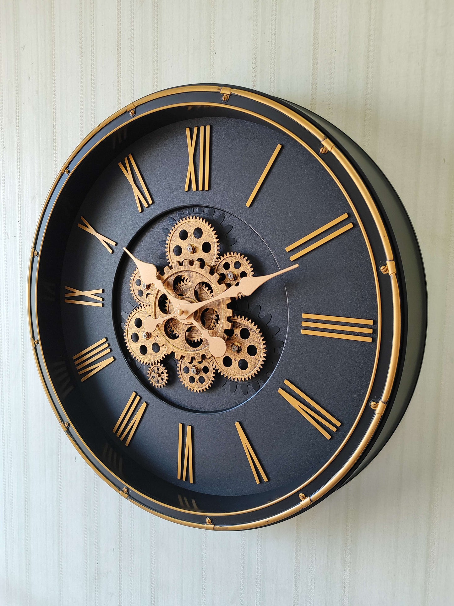 FunkyTradition Retro Style Moving Gear Wall Clock Chronograph Working Wall Watch 52 CM Tall