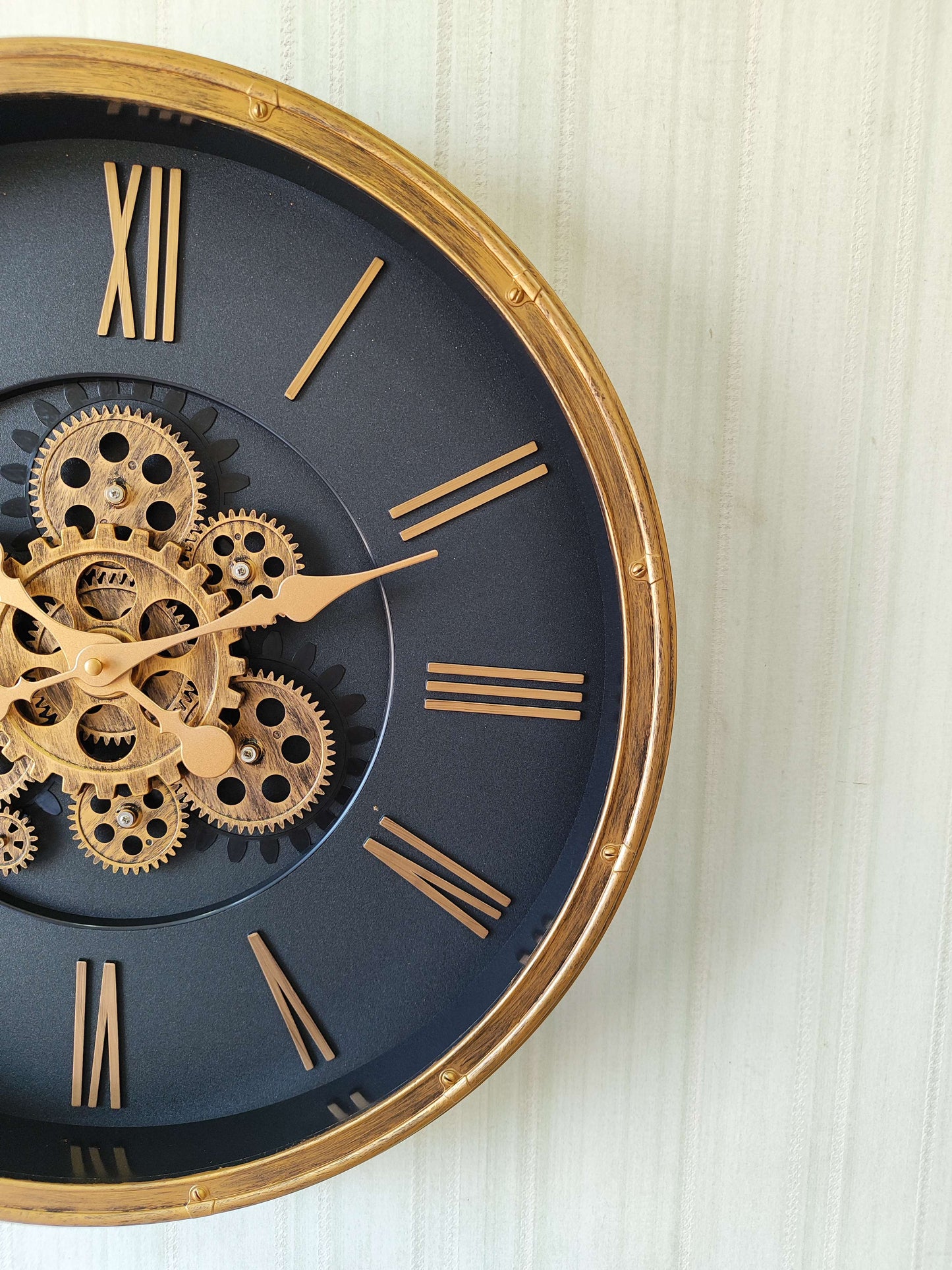 FunkyTradition Retro Style Moving Gear Wall Clock Chronograph Working Wall Watch 52 CM Tall