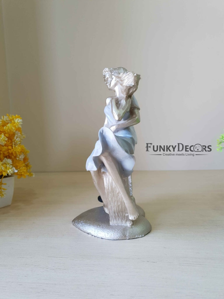 Decorative Love Couple Showpieces- Funkydecors