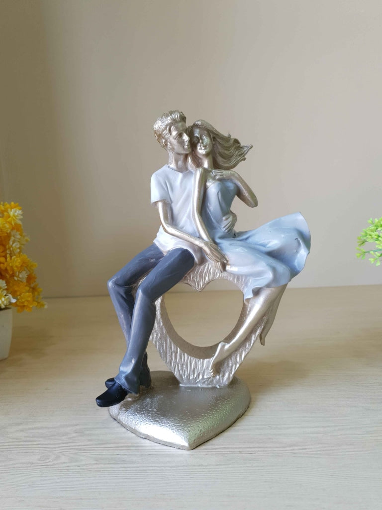 Decorative Love Couple Showpieces- Funkydecors