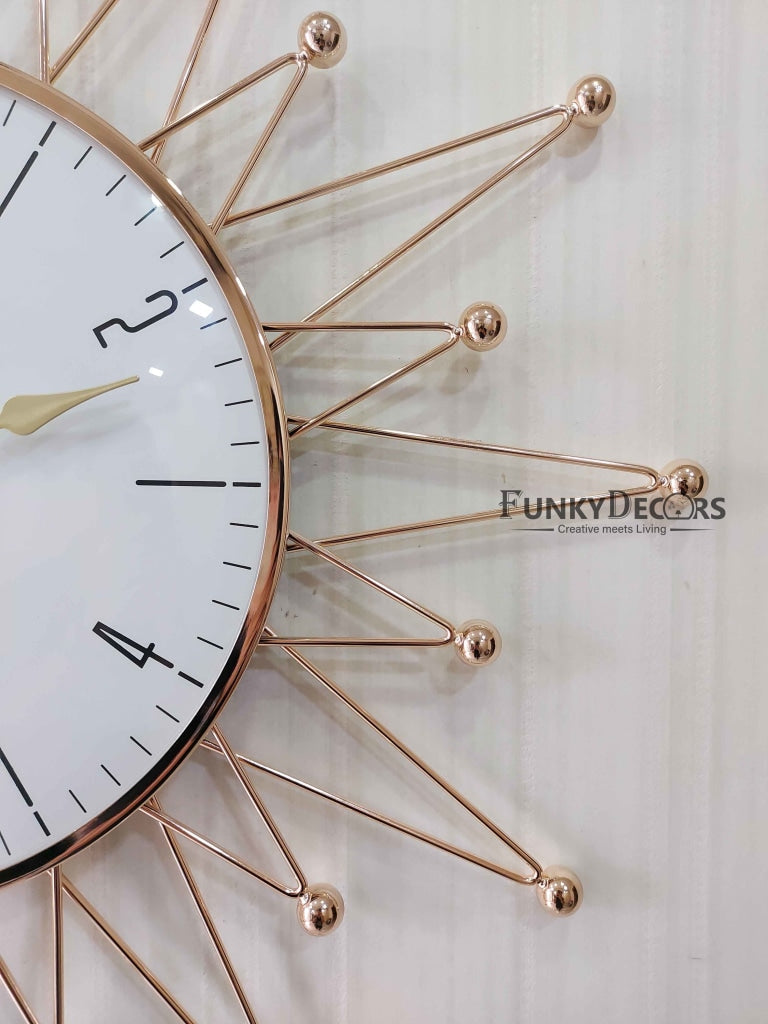 FunkyDecors Designer Star Metal Golden White Big Wall Clock 60 Cm Tall Watch Decor For Home And