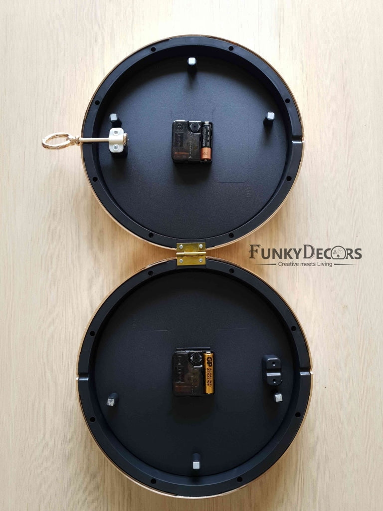 Funkytradition Reindeer Designer Antique-Look Golden Black Round Wall Hanging Double Sided 2 Faces