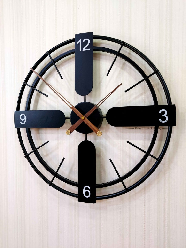 Decorative Metal Clock With Wooden Needles Wall - Funkytradition