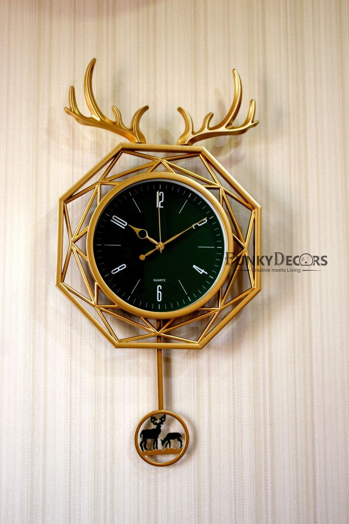 Funkytradition Hexagon Multicolor Reindeer Pendulum Wall Clock Watch Decor For Home Office And Gifts