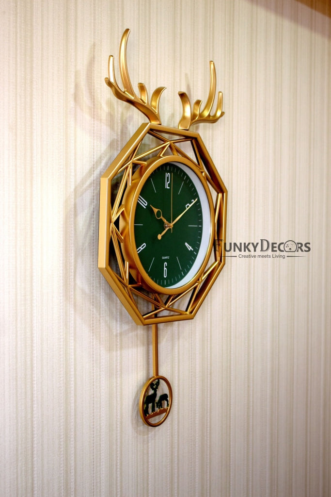 Funkytradition Hexagon Multicolor Reindeer Pendulum Wall Clock Watch Decor For Home Office And Gifts