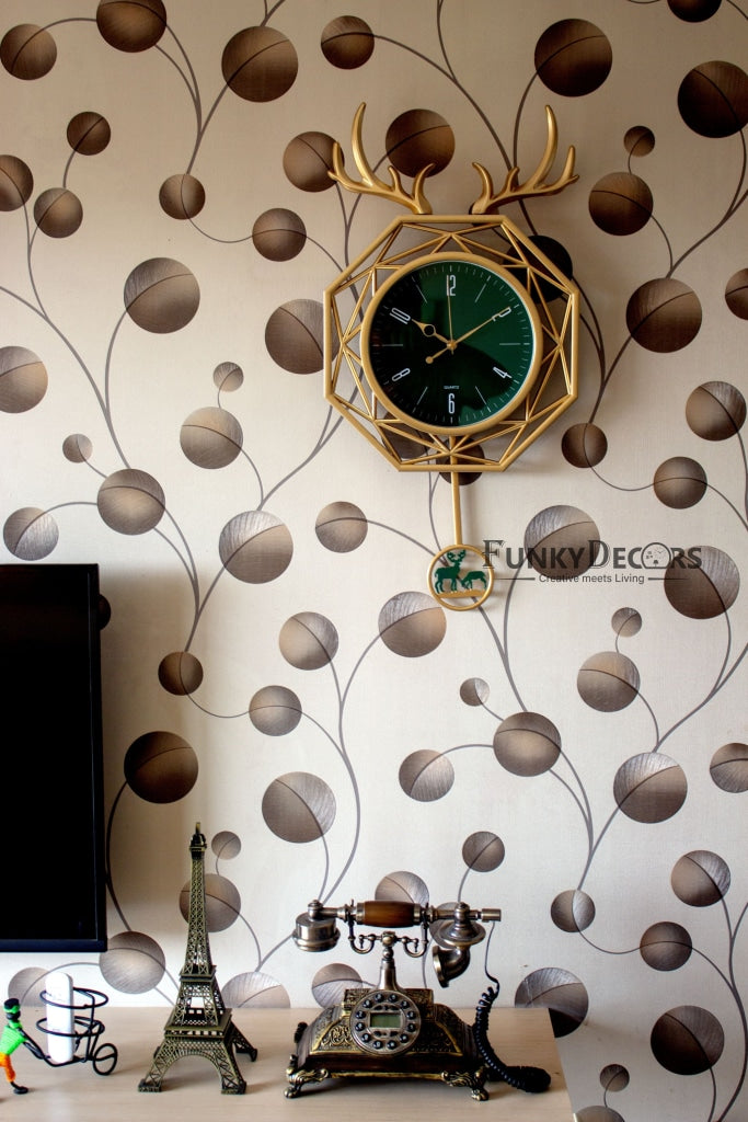 Funkytradition Hexagon Multicolor Reindeer Pendulum Wall Clock Watch Decor For Home Office And Gifts