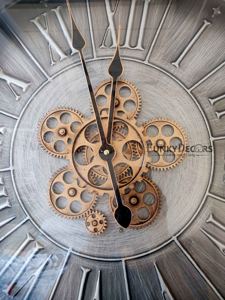 Funkytradition Mettalic Royal Retro Style Metal Wall Clock With Glass Frame And Moving Gear