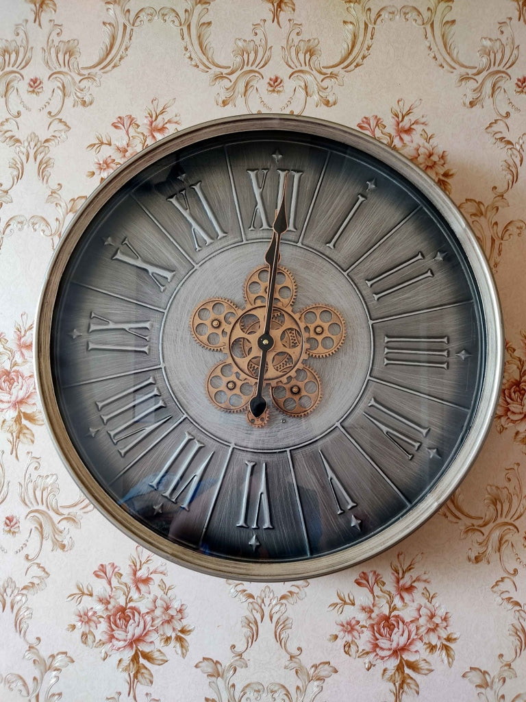 Funkytradition Mettalic Royal Retro Style Metal Wall Clock With Glass Frame And Moving Gear