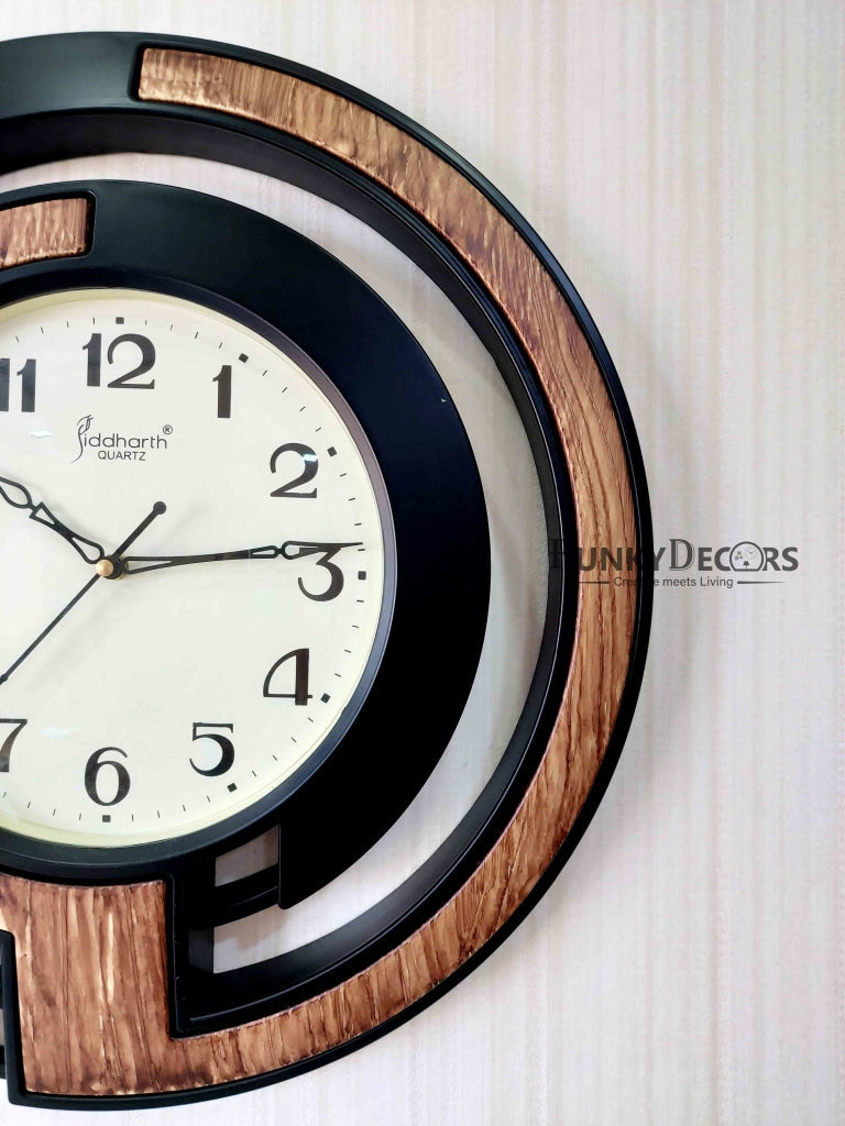 FunkyDecors Round Elegant Design Wall Clock Watch Decor For Home Office And Gifts 47 Cm Tall