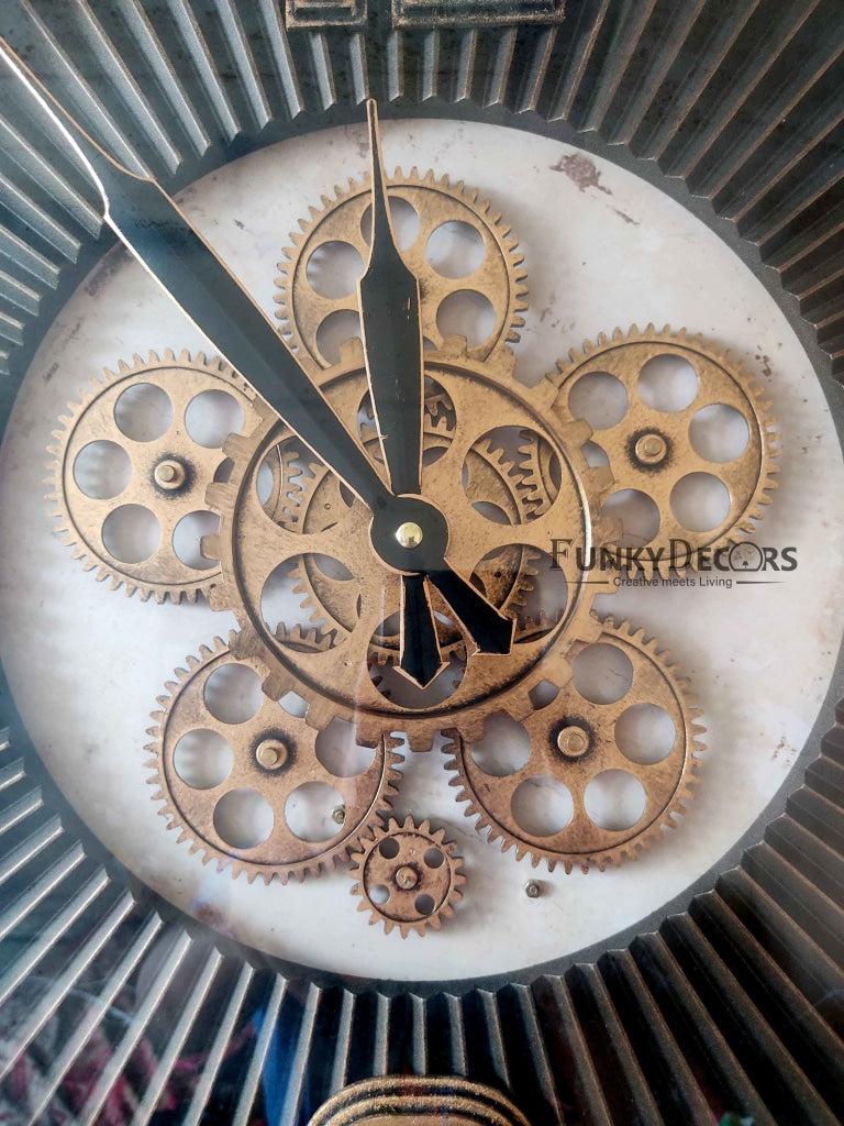 Funkytradition Royal Retro Style Metal Wall Clock With Glass Frame And Moving Gear Chronograph