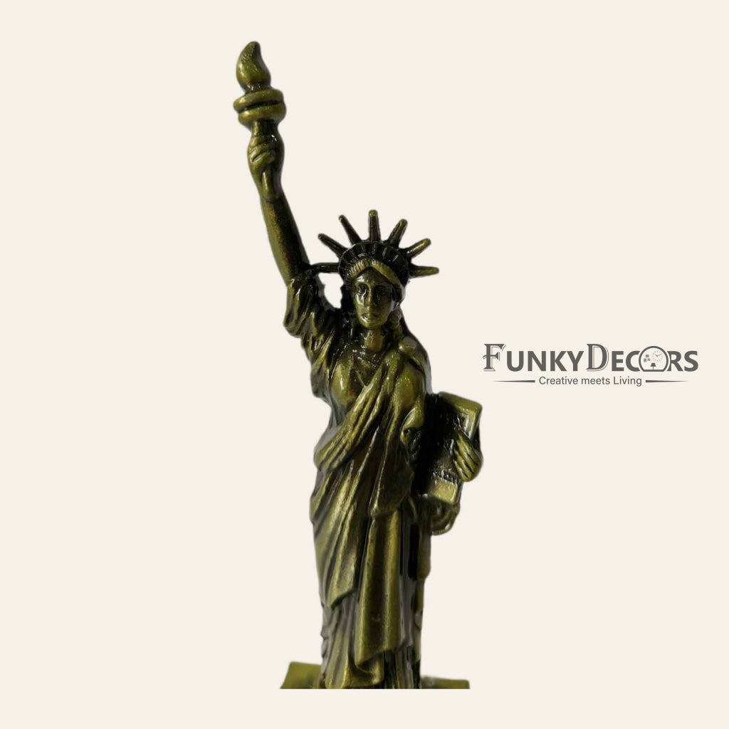 FunkyDecors Statue Of Liberty New York City Showpiece For Home Office Decor And Anniversary