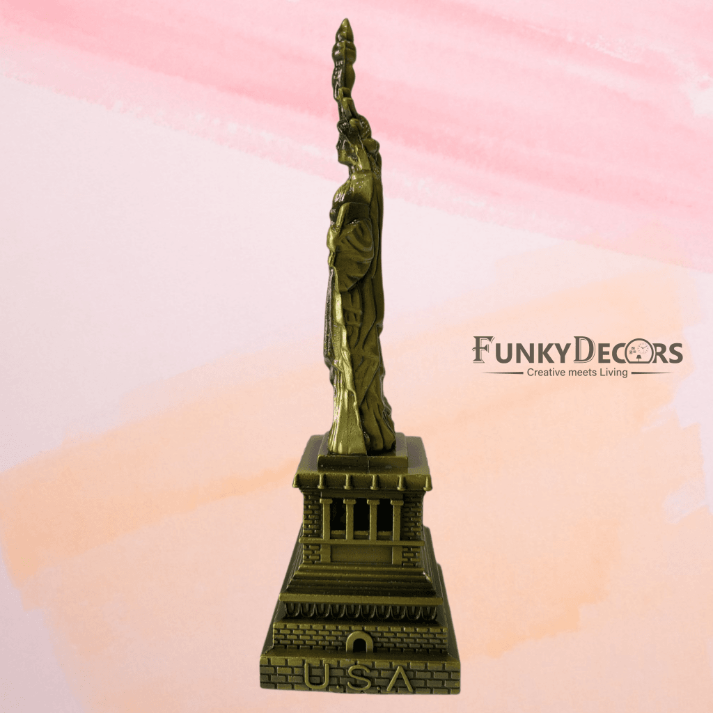 FunkyDecors Statue Of Liberty New York City Showpiece For Home Office Decor And Anniversary