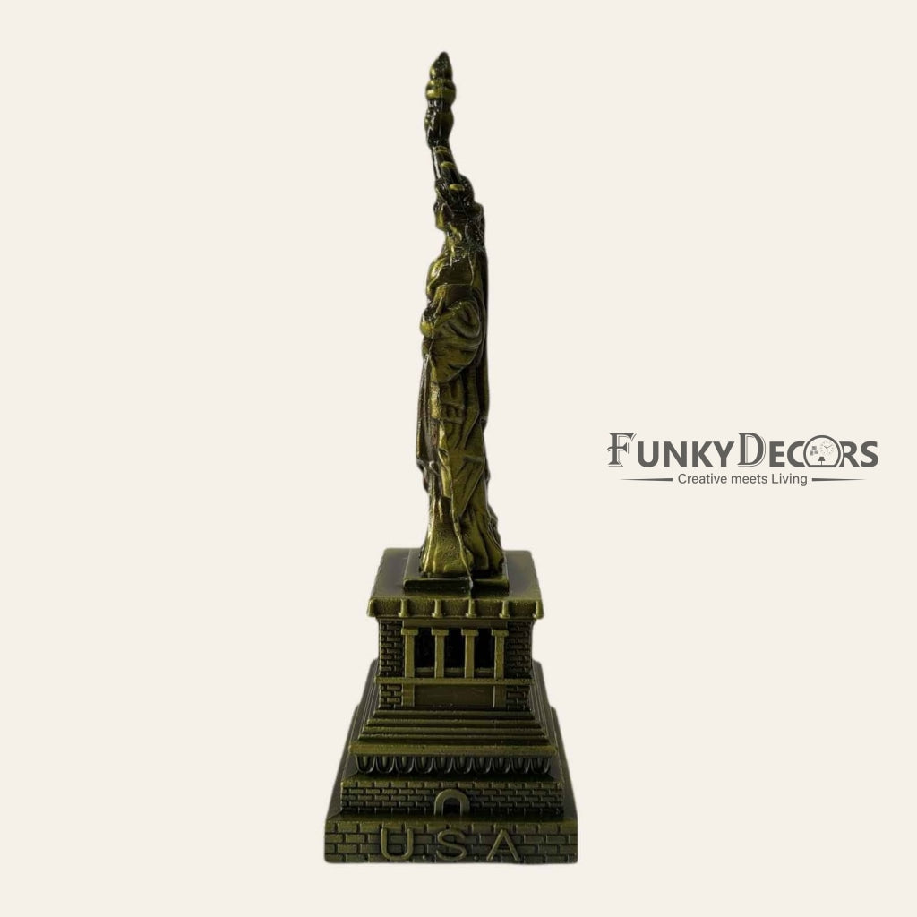 FunkyDecors Statue Of Liberty New York City Showpiece For Home Office Decor And Anniversary