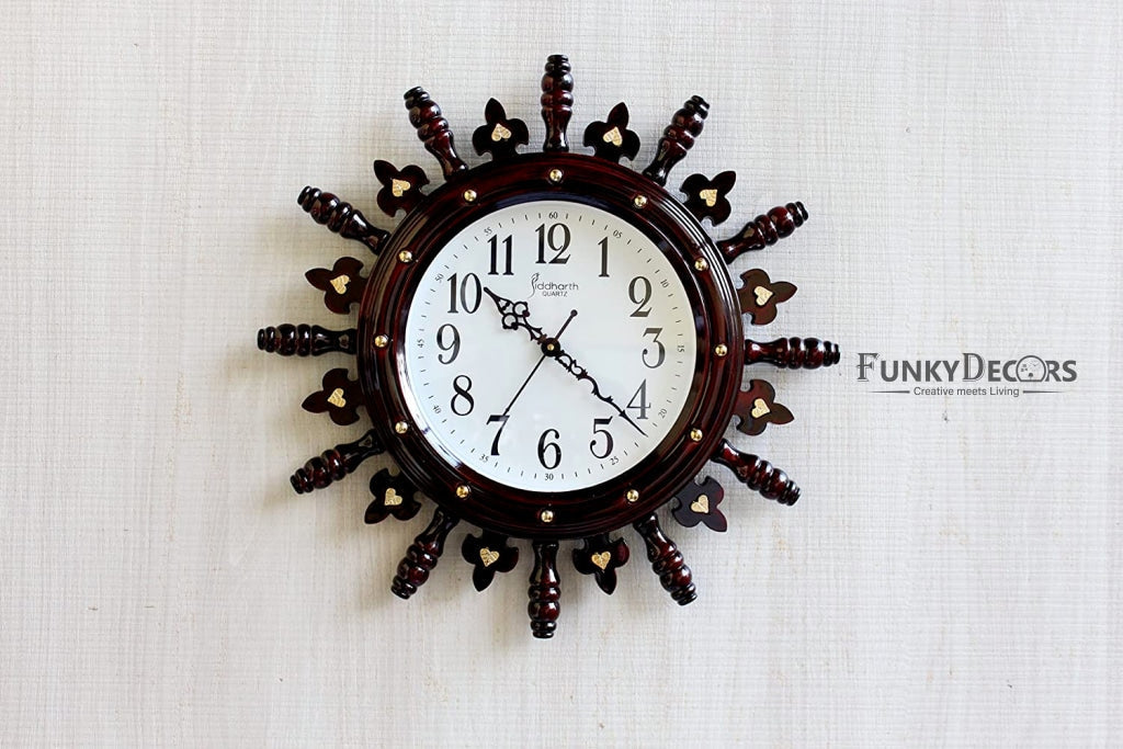 Funkytradition Vintage Battle Shield Decorative Retro Round Ship Steering Shape Plastic Pendulum