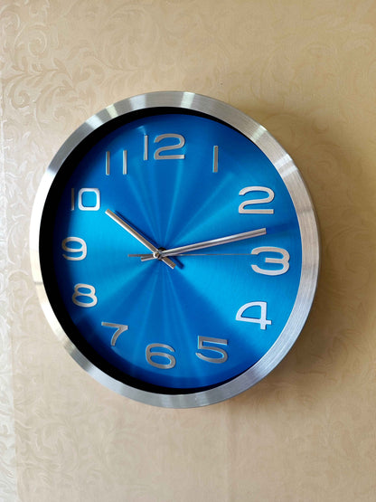 Modern Silent Metal Wall Clock – 12 Inch Brushed Silver Frame &amp; Vibrant Blue Dial