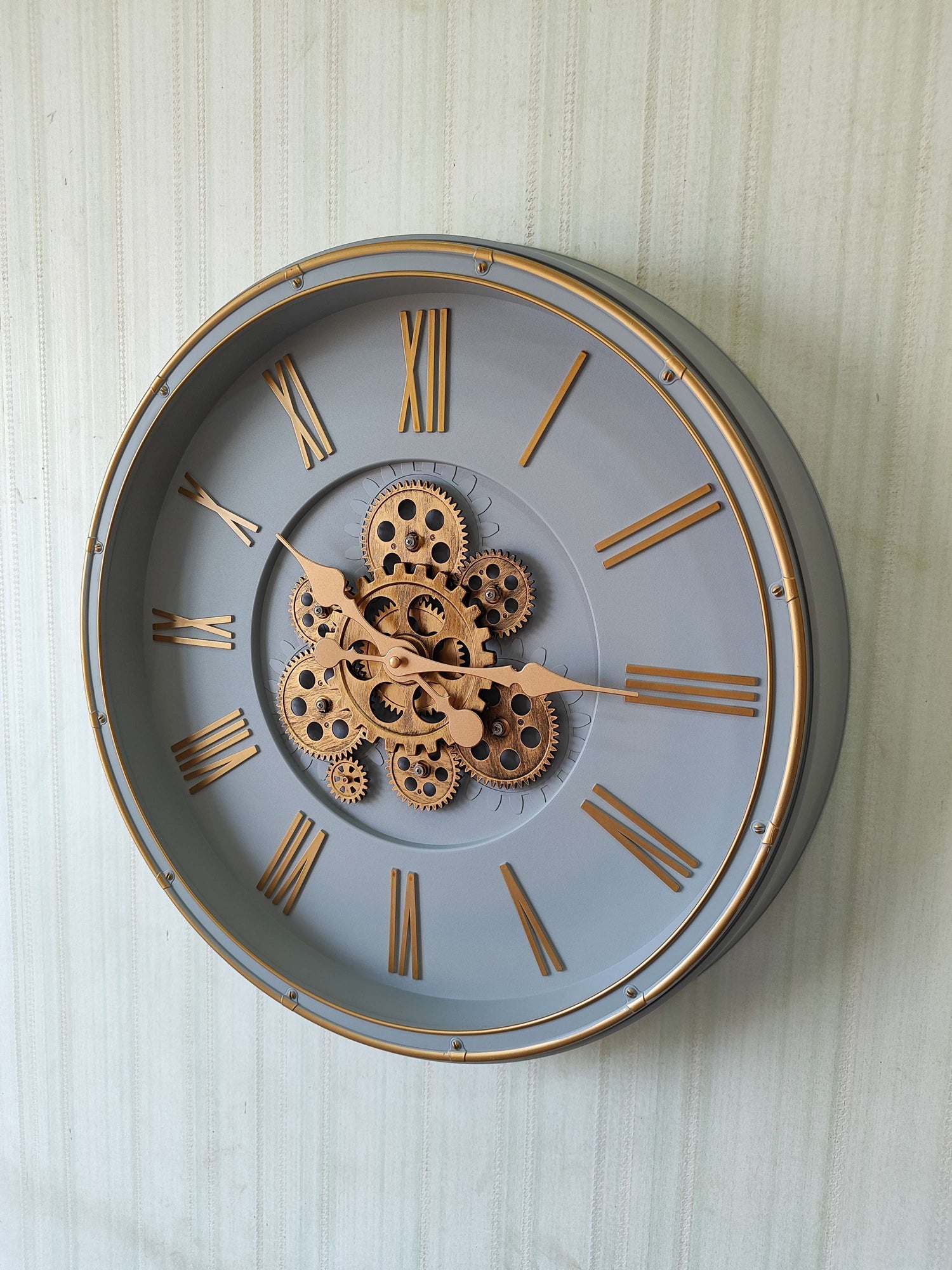 FunkyDecors Retro Style Moving Gear Wall Clock Chronograph Working Wall Watch 52 CM Tall