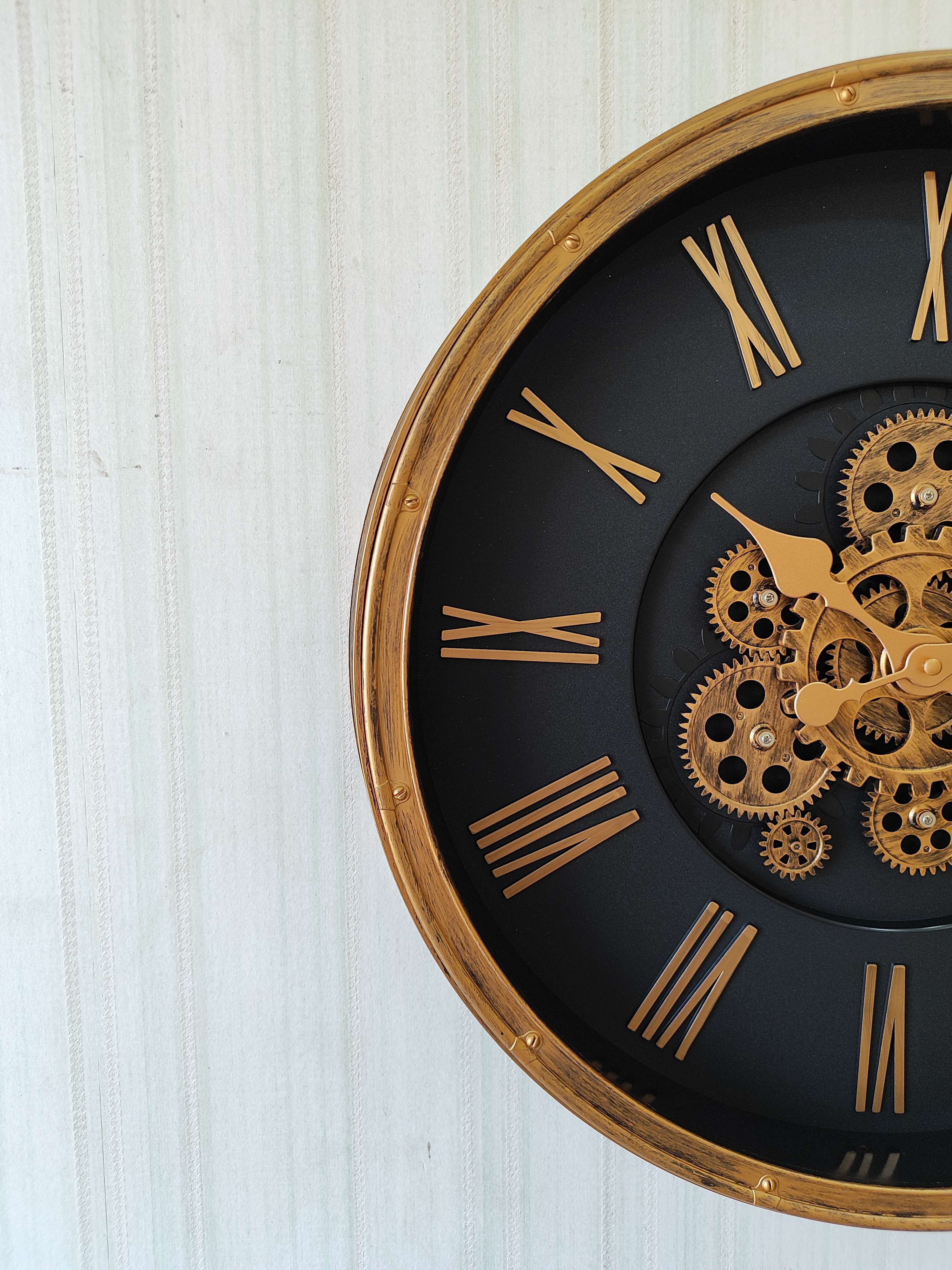 FunkyDecors Retro Style Moving Gear Wall Clock Chronograph Working Wall Watch 52 CM Tall