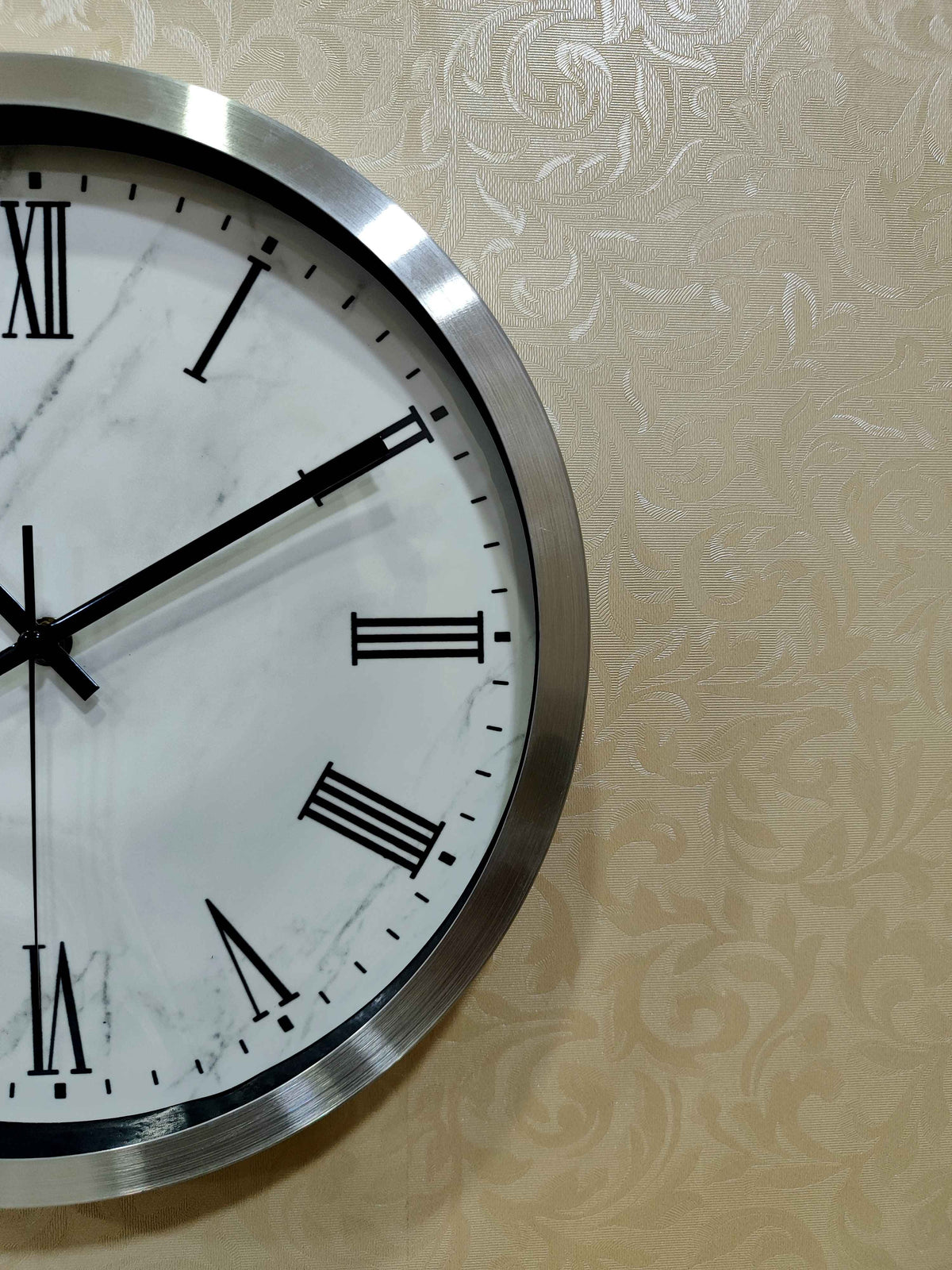 Modern Roman Numeral Wall Clock – Marble Finish (Black &amp; White Variants)