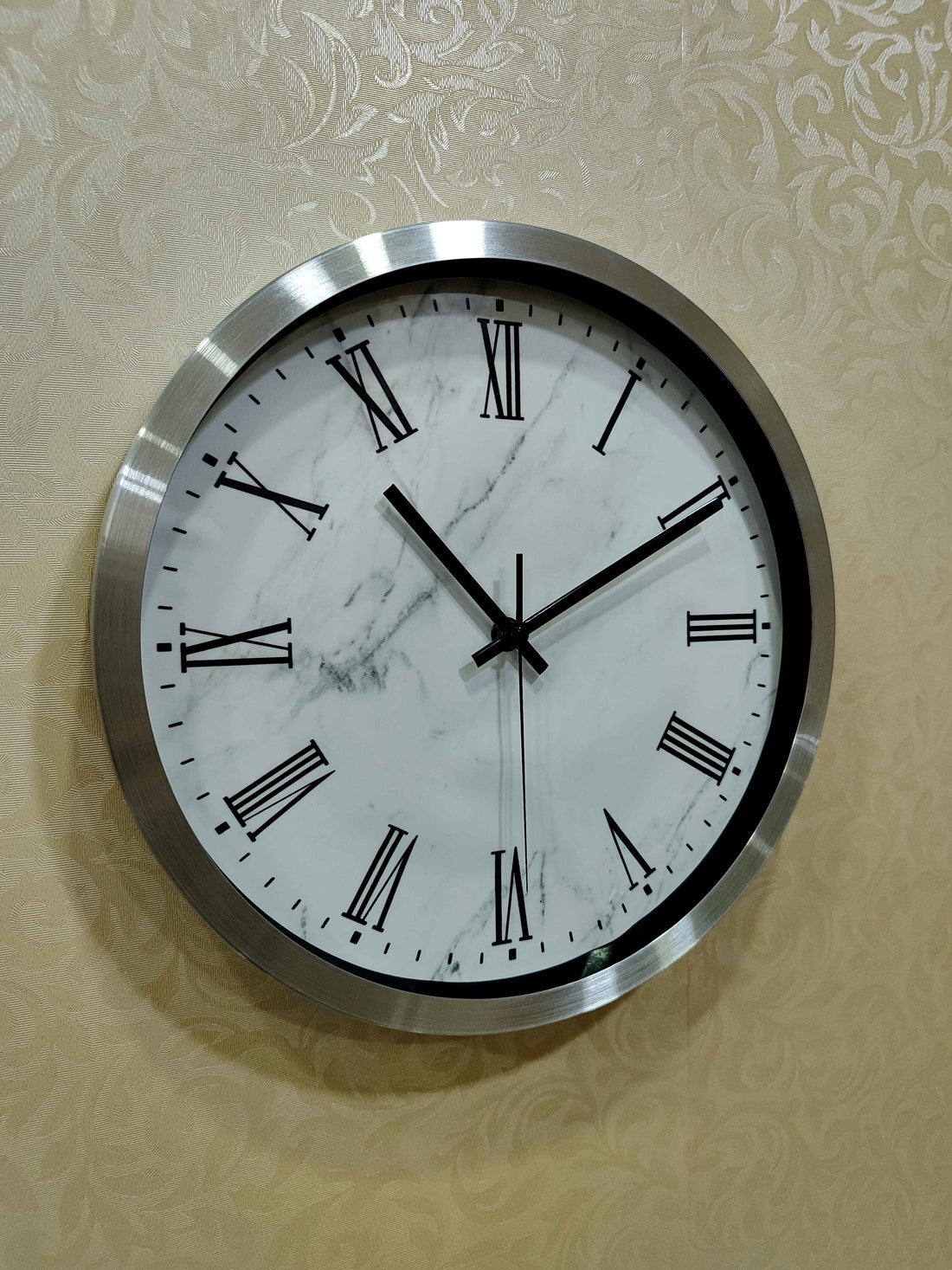 Modern Roman Numeral Wall Clock – Marble Finish (Black &amp; White Variants)