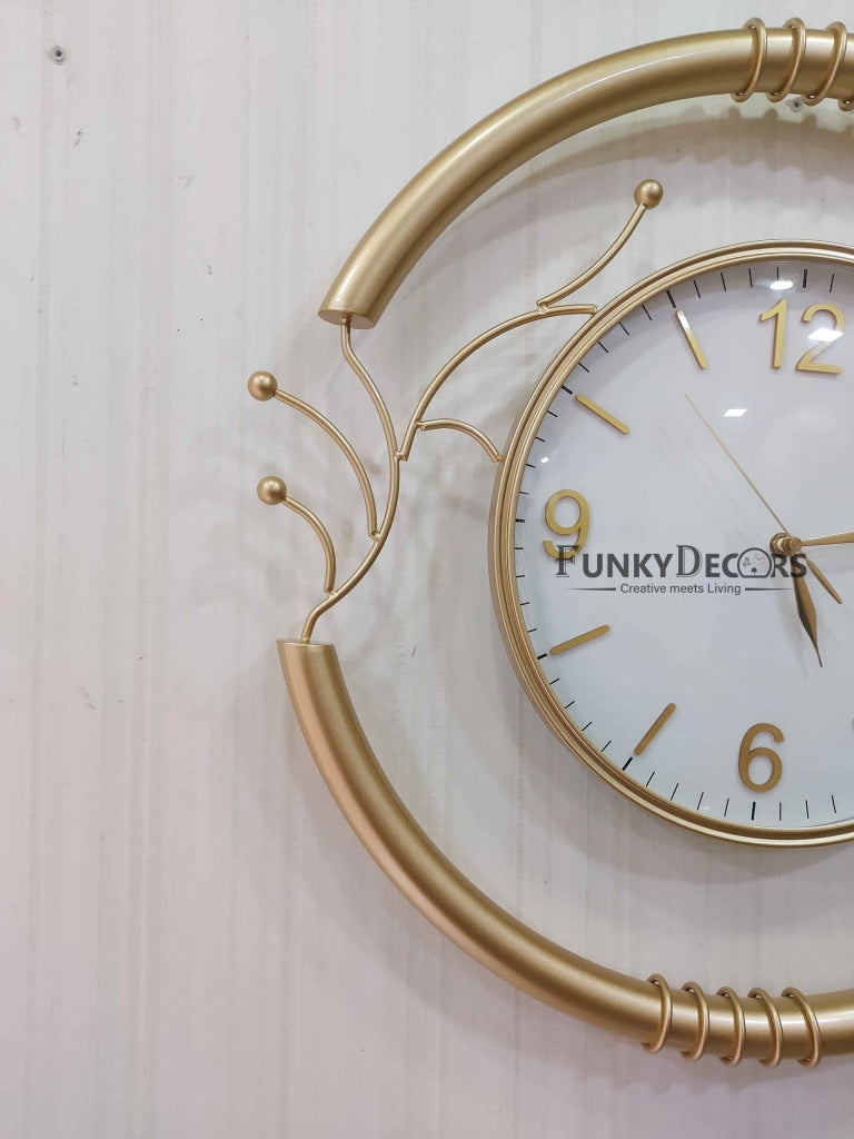 Funkytradition Designer Round Metal Golden White Big Wall Clock 55 Cm Tall Watch Decor For Home And