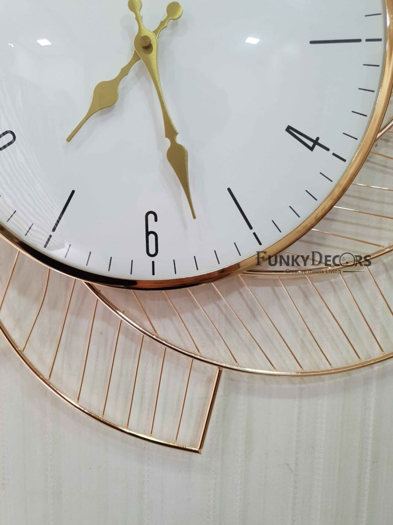 FunkyDecors Designer Star Metal Golden White Big Wall Clock 60 Cm Tall Watch Decor For Home And