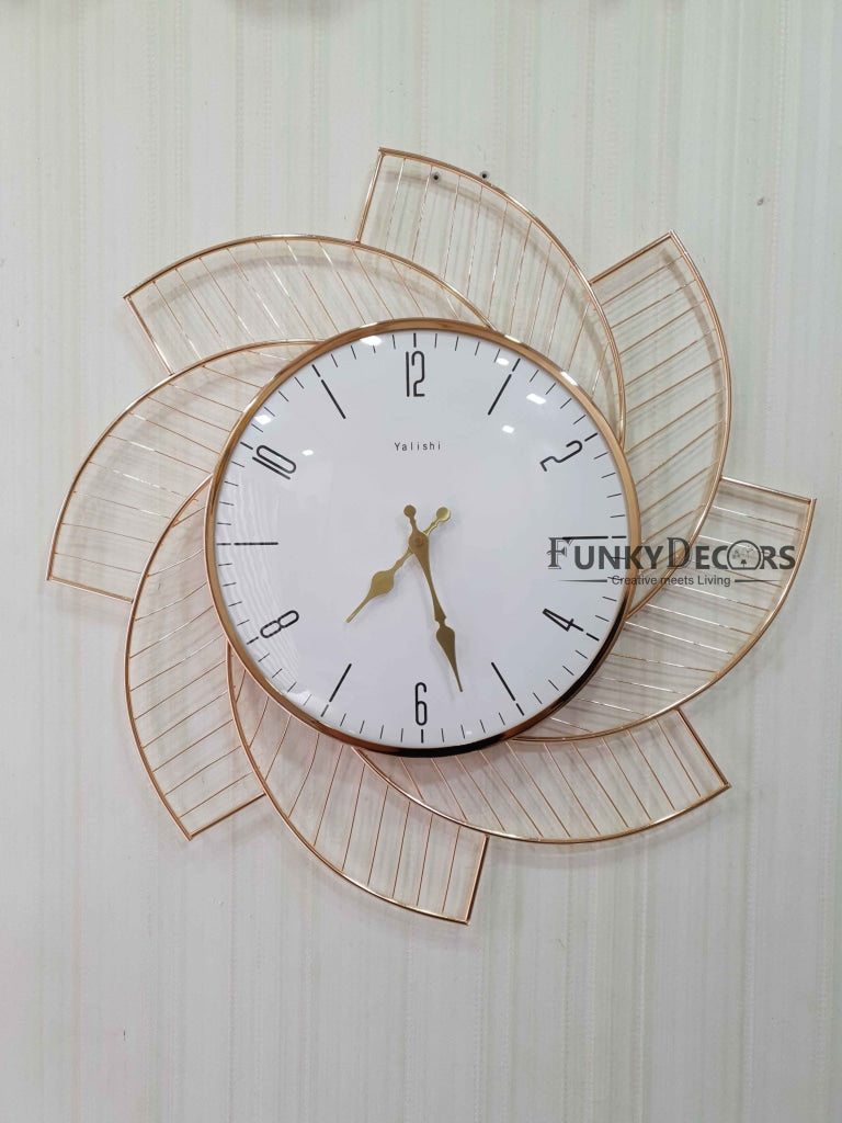 FunkyDecors Designer Star Metal Golden White Big Wall Clock 60 Cm Tall Watch Decor For Home And