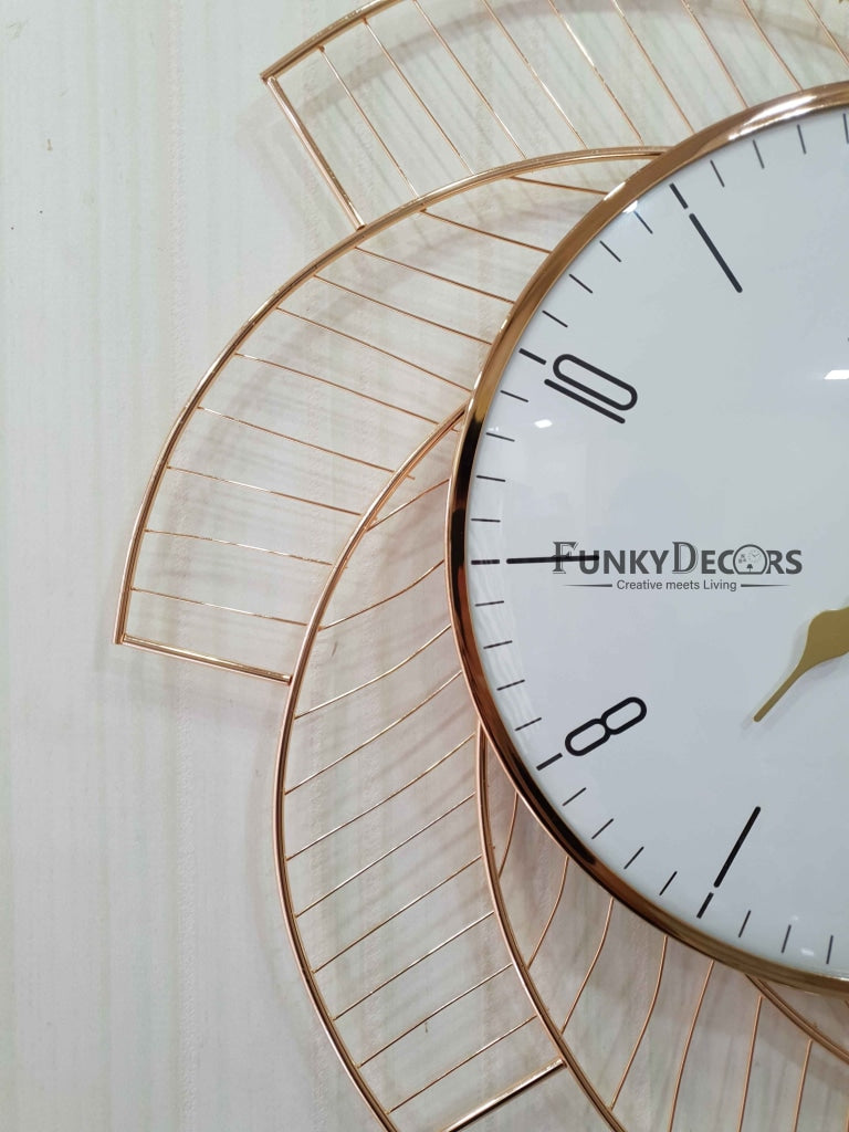FunkyDecors Designer Star Metal Golden White Big Wall Clock 60 Cm Tall Watch Decor For Home And