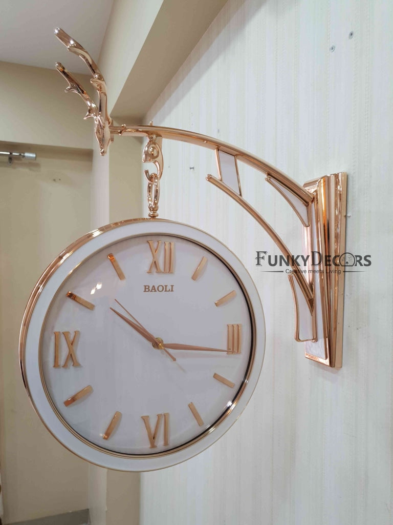 FunkyDecors Reindeer Designer Antique-Look Golden White Round Wall Hanging Double Sided 2 Faces