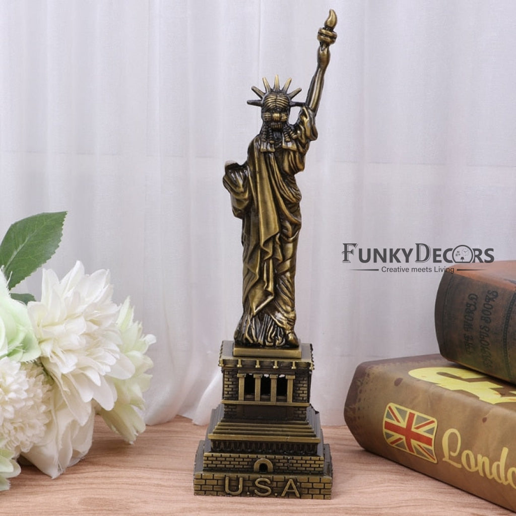 FunkyDecors Statue Of Liberty New York City Showpiece For Home Office Decor And Anniversary