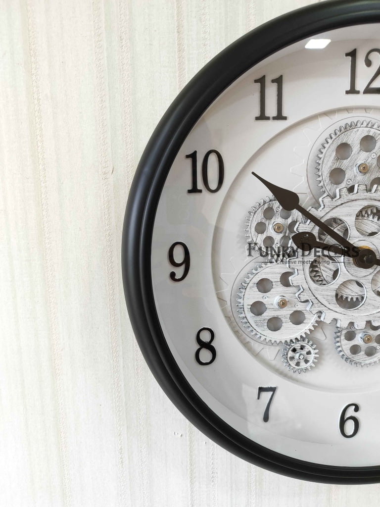 FunkyDecors The Timeless Wheel Of Age Moving Gear Wall Clock Chronograph Working Watch 42 Cm Tall