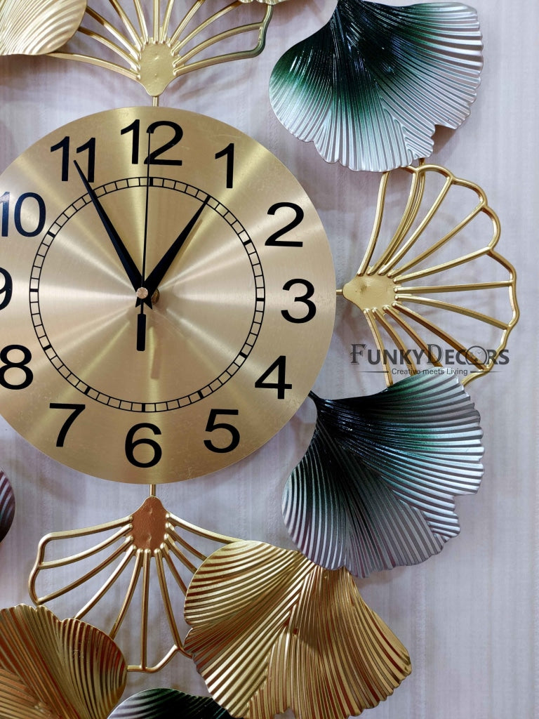 Funkytradition Creative Luxury Decoration Multicolor Vertical Flower Wall Clock Watch Decor For Home