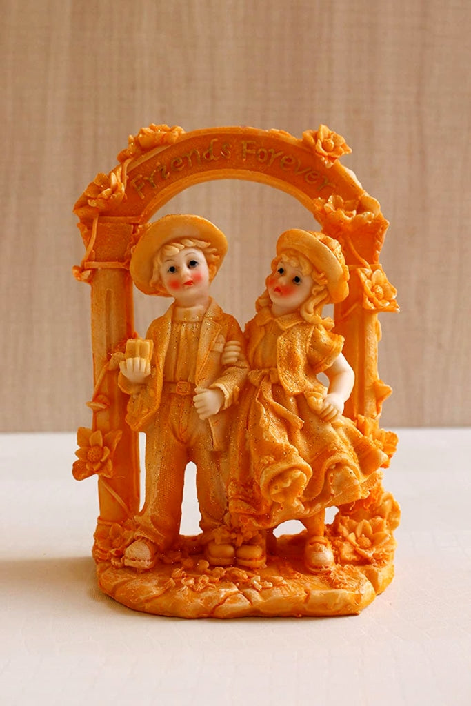 FunkyDecors Designer Valentine Anniversary Romantic Romeo Juliet Poly Couple Statue Figurine Idol