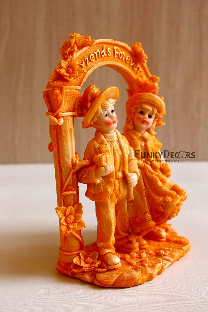 FunkyDecors Designer Valentine Anniversary Romantic Romeo Juliet Poly Couple Statue Figurine Idol