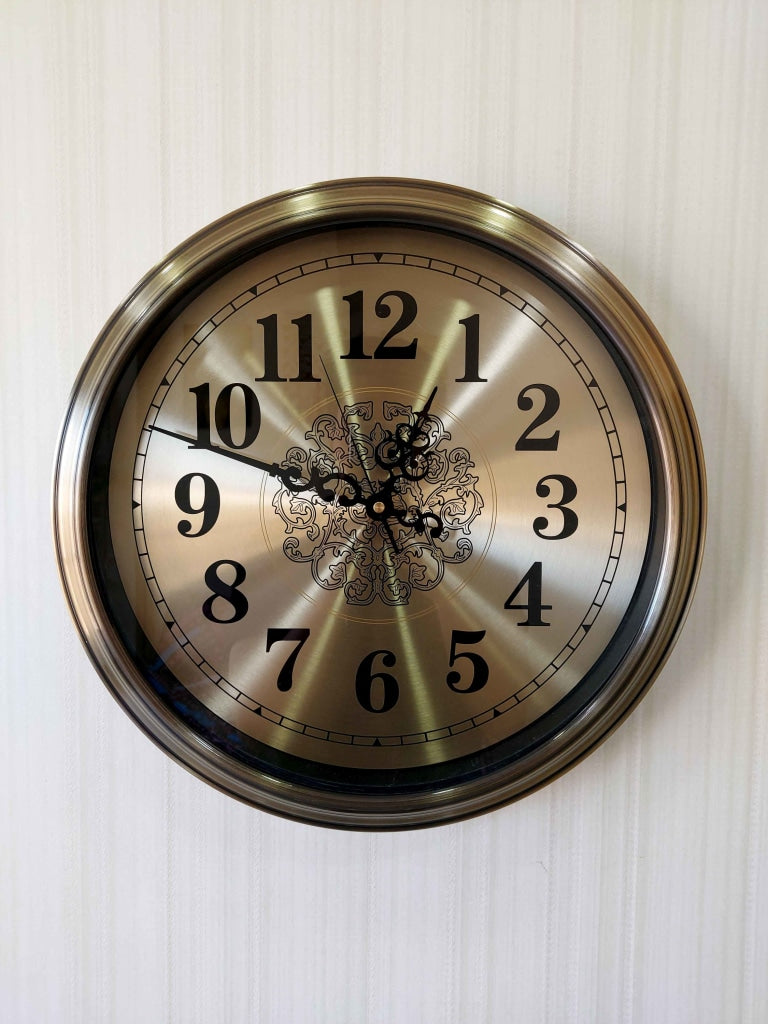 Funkytradition Golden Elegant Design Wall Clock Watch Decor For Home Office And Gifts 42 Cm Tall