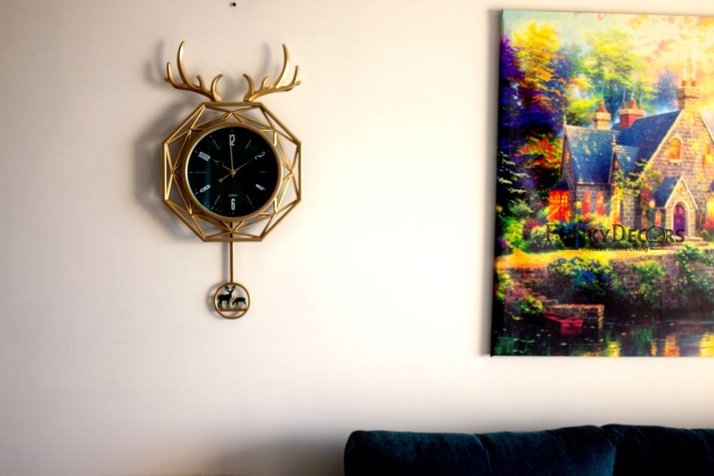 Funkytradition Hexagon Multicolor Reindeer Pendulum Wall Clock Watch Decor For Home Office And Gifts