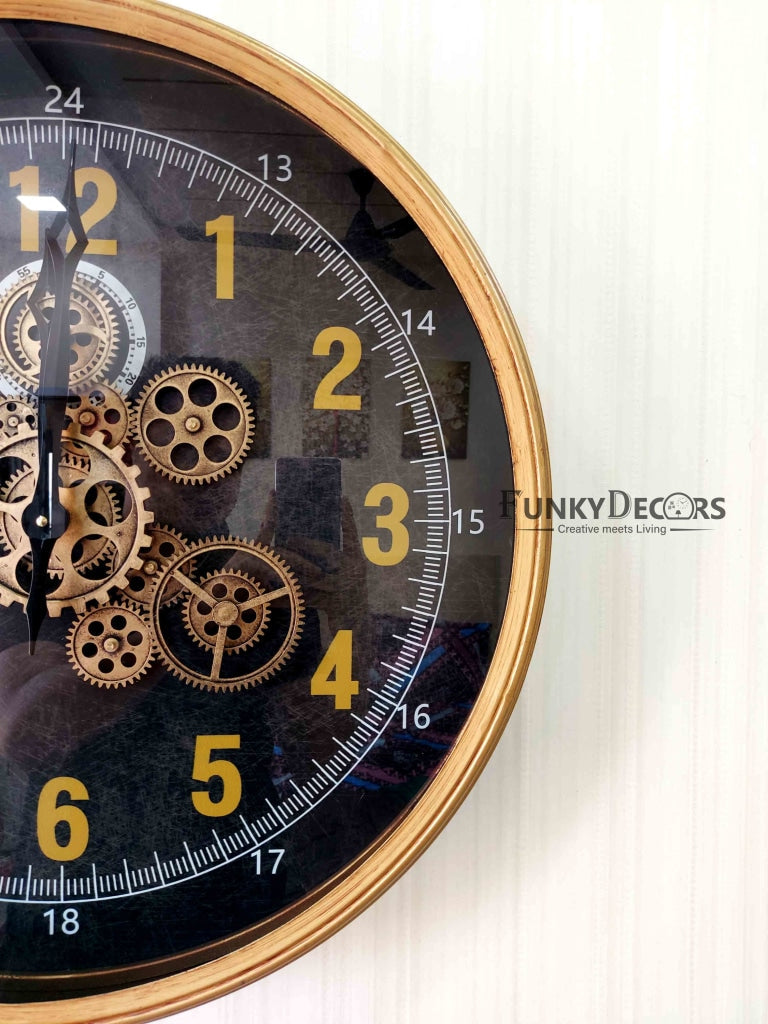 Funkytradition Metallic Royal Retro Style Metal Wall Clock With Glass Frame And Moving Gear