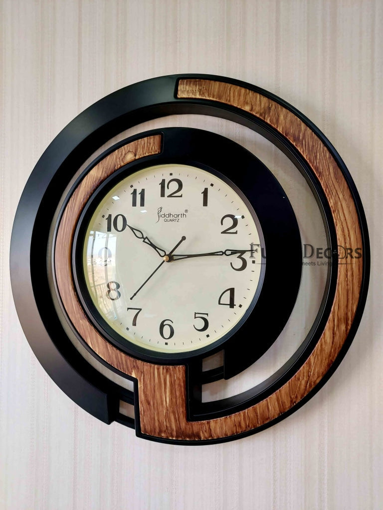 FunkyDecors Round Elegant Design Wall Clock Watch Decor For Home Office And Gifts 47 Cm Tall
