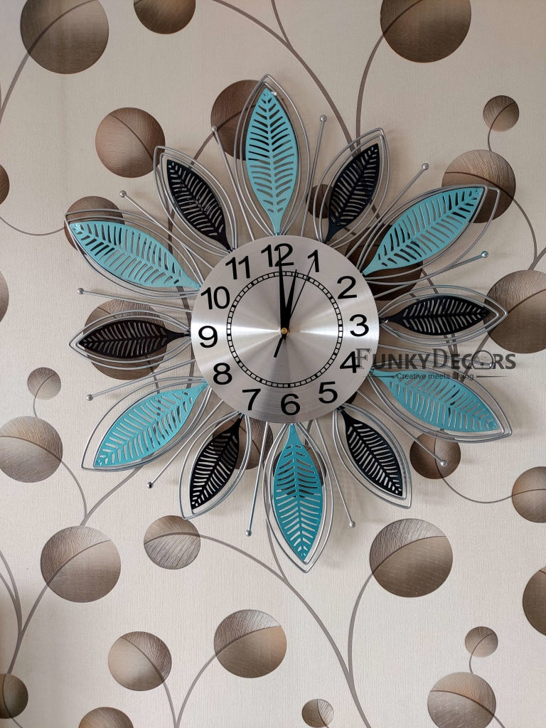 Funkytradition Royal Multicolor 3D Flower Wall Clock For Home Office Decor And Gifts 65 Cm Tall