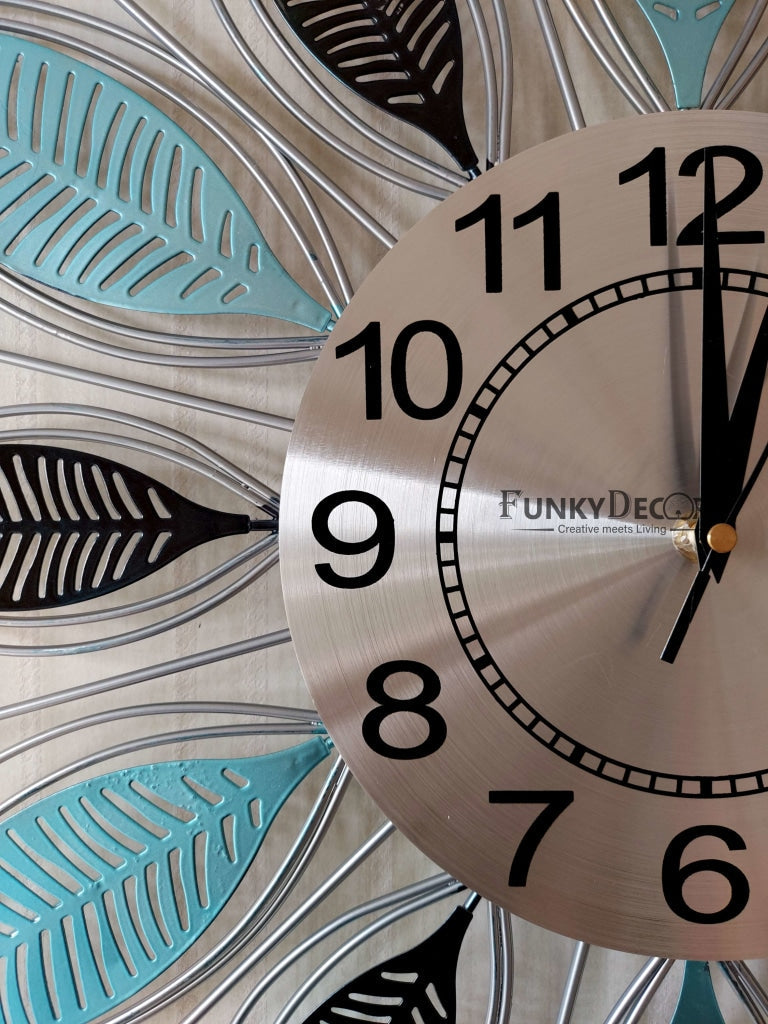 Funkytradition Royal Multicolor 3D Flower Wall Clock For Home Office Decor And Gifts 65 Cm Tall