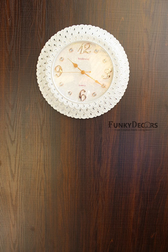 Funkytradition Royal Pearl White Wall Clock Watch Decor For Home Office And Gifts 43 Cm Tall Clocks