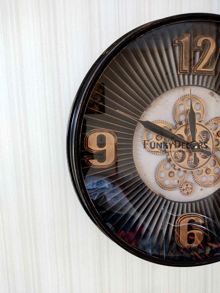 Funkytradition Royal Retro Style Metal Wall Clock With Glass Frame And Moving Gear Chronograph