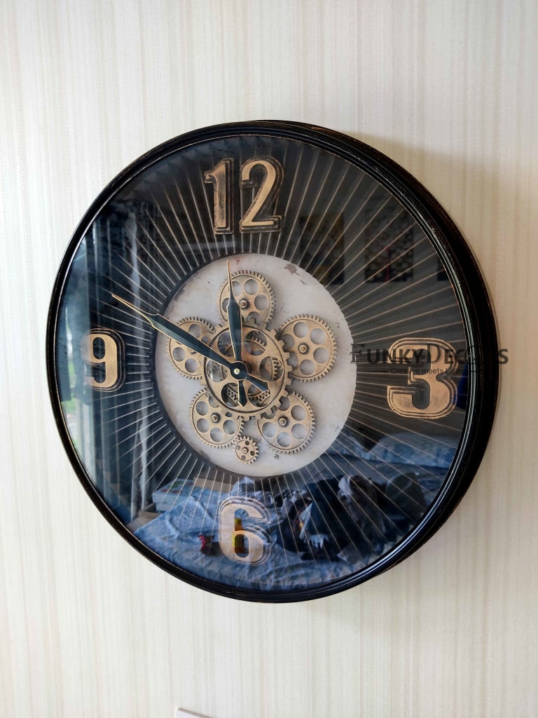 Funkytradition Royal Retro Style Metal Wall Clock With Glass Frame And Moving Gear Chronograph