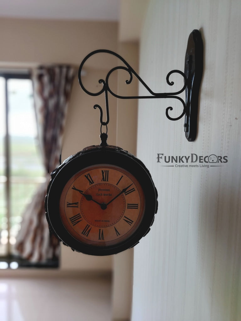 FunkyDecors Royal Wooden Antique-Look Brown Round Wall Hanging Double Sided 2 Faces Retro Station