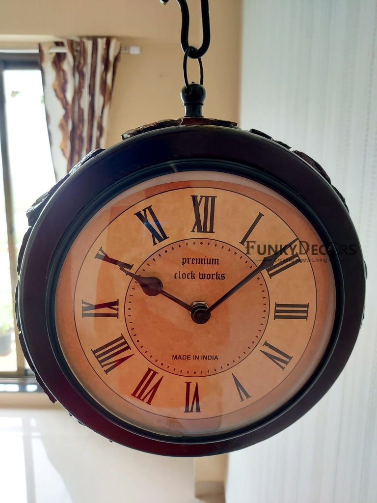 Funkytradition Royal Wooden Antique-Look Brown Round Wall Hanging Double Sided 2 Faces Retro Station