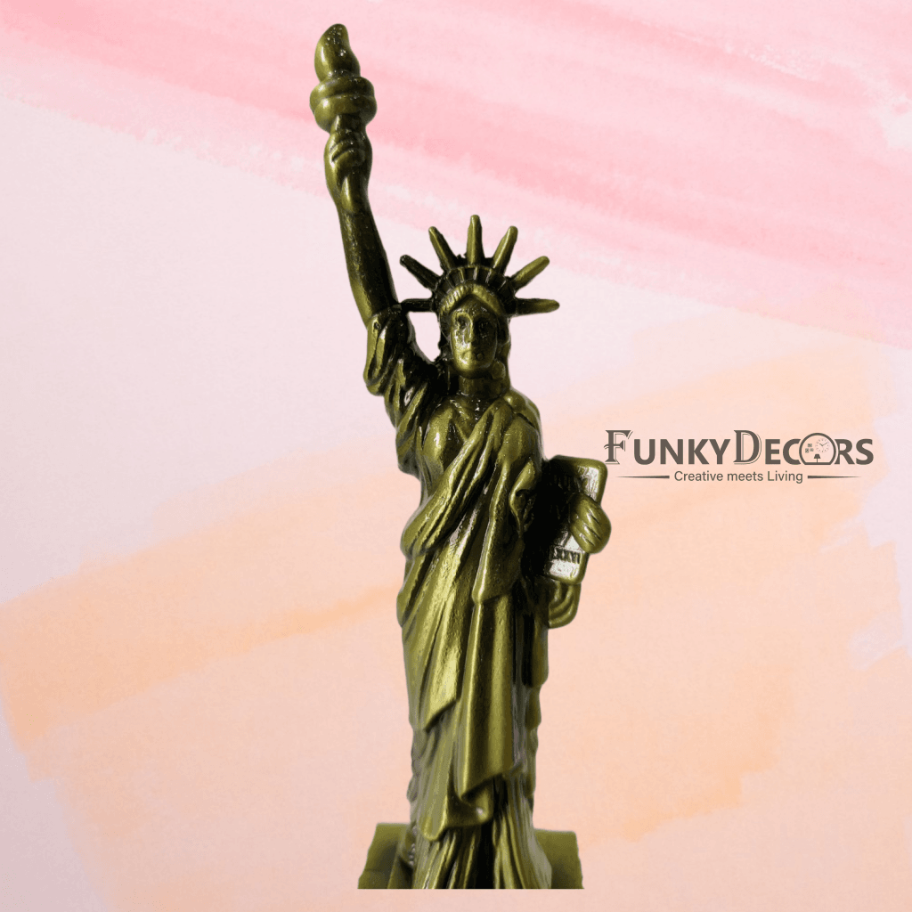 FunkyDecors Statue Of Liberty New York City Showpiece For Home Office Decor And Anniversary