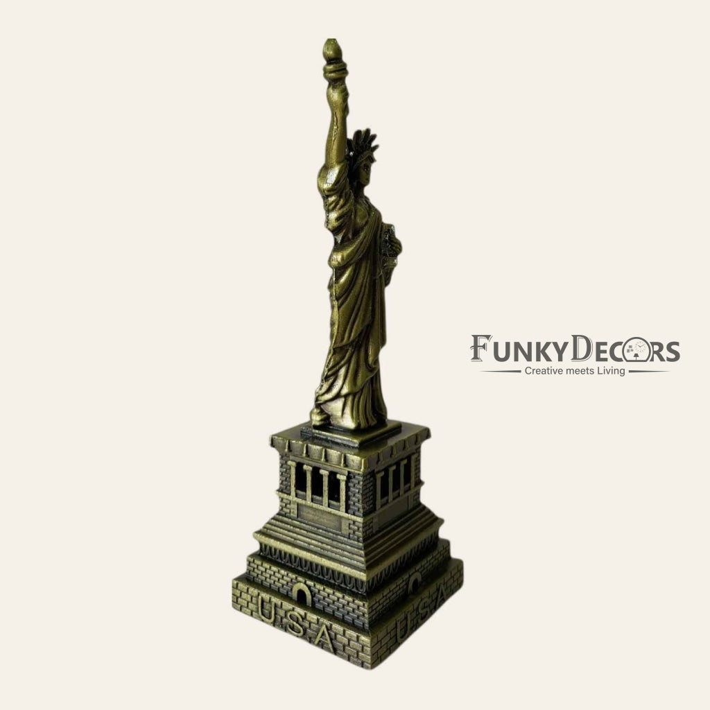 FunkyDecors Statue Of Liberty New York City Showpiece For Home Office Decor And Anniversary