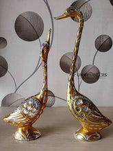Load image into Gallery viewer, Funkytradition Swan Love Birds Collectible Statue Metal Showpiece 28 Cm Tall Figurines
