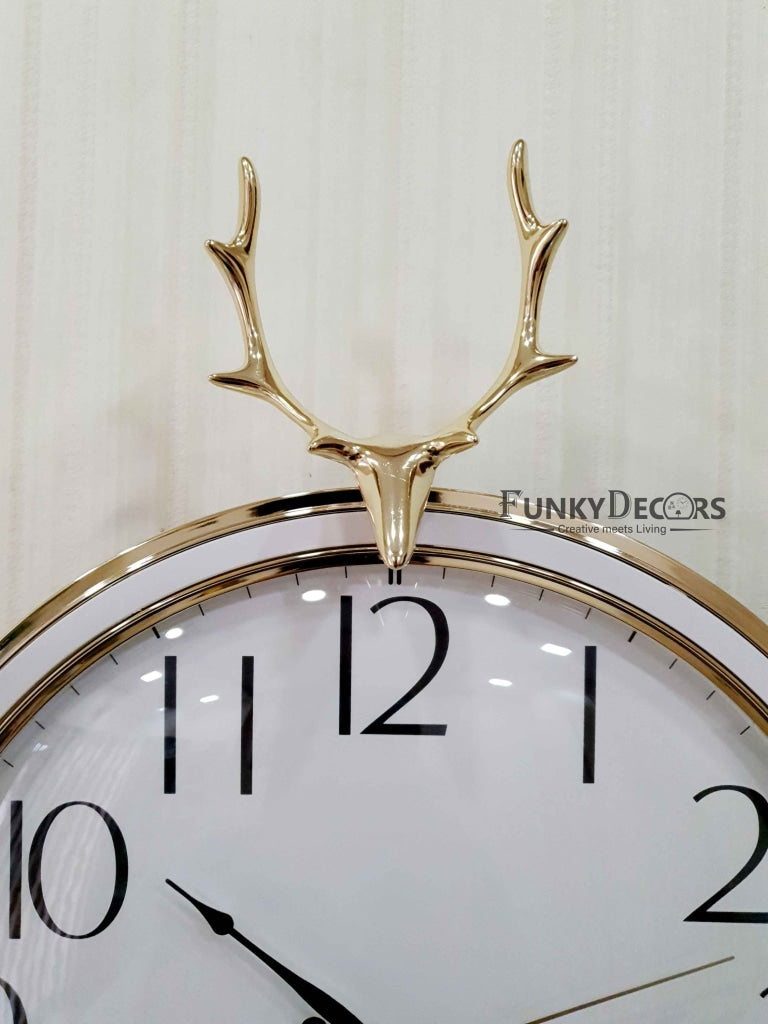 Funkytradition White Golden Reindeer Pendulum Wall Clock Watch Decor For Home Office And Gifts 65 Cm